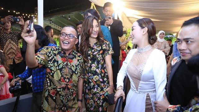 Sule dan Naomi Zaskia (Sumber: Kapanlagi.com/Muhammad Akrom Sukarya)