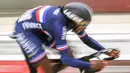 Pebalap sepeda Prancis, Kouame Taky berkompetisi pada nomor sprint putri UCI Track Nations Cup 2023 yang berlangsung di Jakarta International Velodrome, Rawamangun, Jakarta, Sabtu (25/02/2023). (Bola.com/Bagaskara Lazuardi)