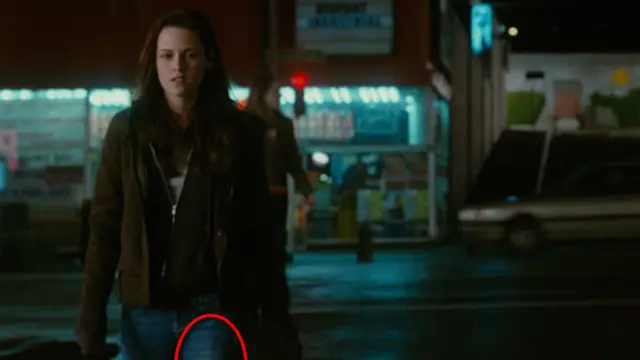 5 Penampakan 'Tak Sengaja' di Film Hollywood (Bagian 2)