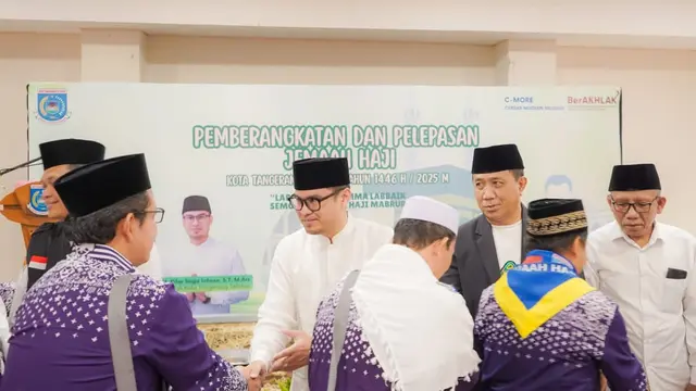 Pilar Saga Lepas Jemaah Haji, Titip Doa untuk Tangsel Lebih Maju