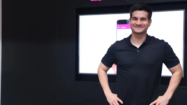[Bintang] Steve Emmanuel