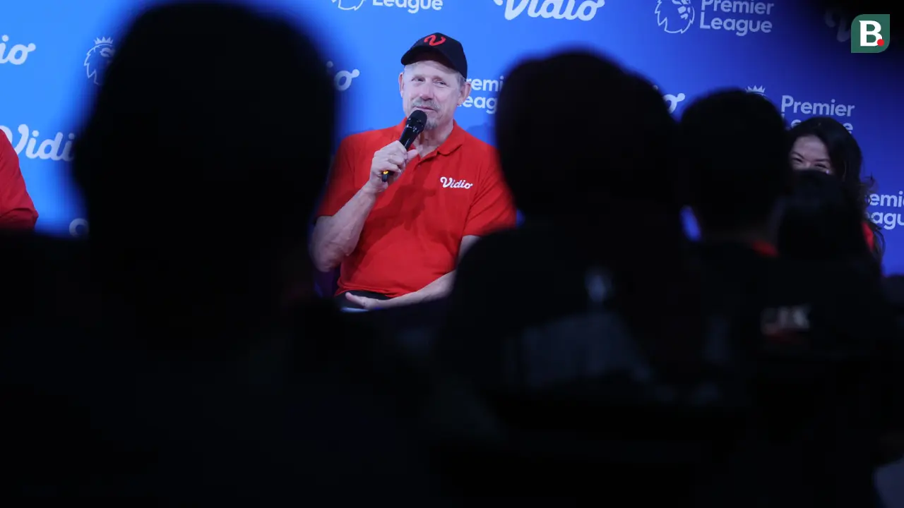 Press Conference Vidio.com dan Peter Schmeichel