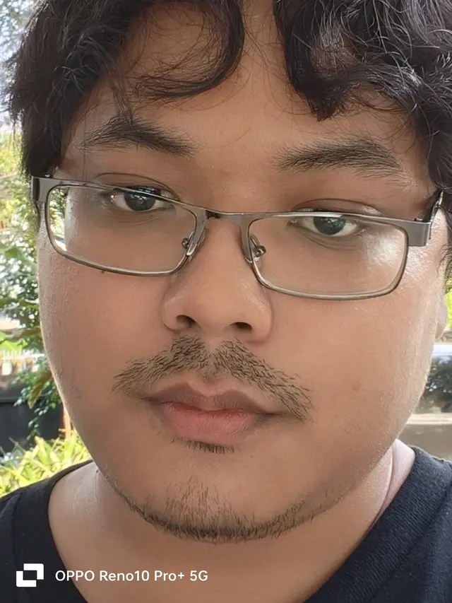 Hasil foto selfie dengan Oppo Reno10 Pro Plus 5G (Liputan6.com/Giovani Dio Prasasti)
