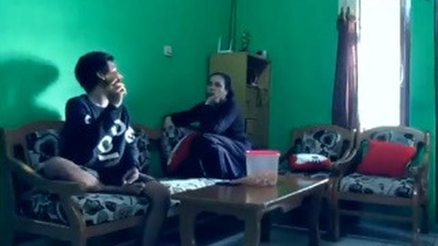 prank telepon alay di depan ibu