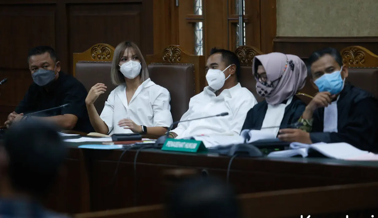 Nia Ramadhani dan Ardi Bakrie (KapanLagi.com®/Bayu Herdianto)