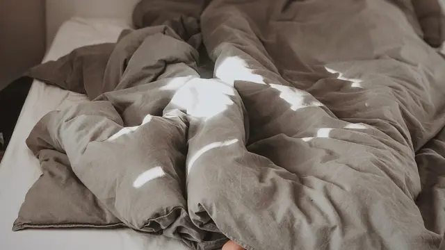 Ilustrasi sedang tidur (unsplash)