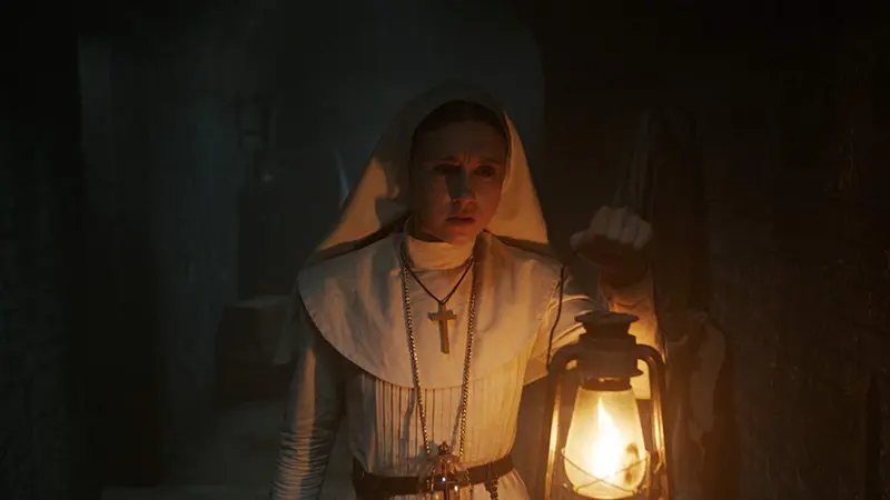 Adegan di film The Nun (Warner Bros)