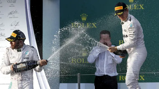 Lewis Hamilton dan Nico Rosberg