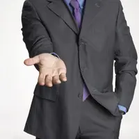 Kamu pasti juga pernah mengalaminya, rasanya serba salah kalau ada teman yang punya utang tapi susah banget ditagihnya, kan? (Foto: cashcity.ca)