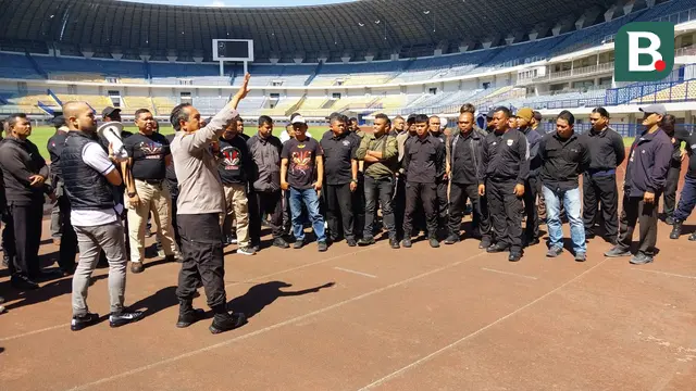 FOTO Pelatihan Match Steward di Stadion GBLA Bandung