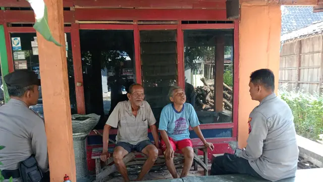 Kakek dan nenek temukan dompet minta imbalan