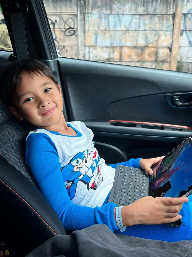 Bhai Kaba anak Zaskia Adya Mecca