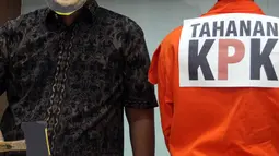 ICW menggelar aksi teatrikal sekaligus konferensi pers terkait hak angket KPK di Jakarta, Rabu (3/5). Hal itu dilakukan karena Wakil Ketua DPR, Fahri Hamzah dianggap menghalangi kasus e-KTP lewat persetujuan angket KPK. (Liputan6.com/Johan Tallo)