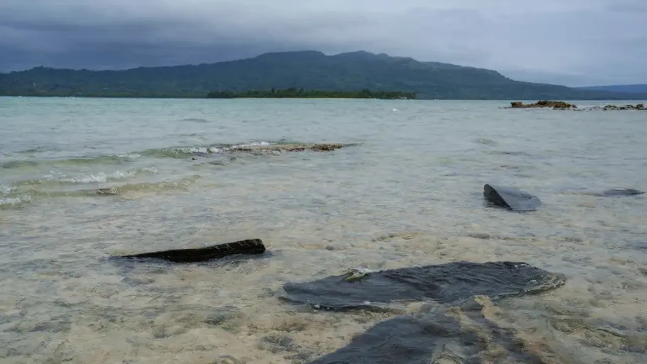 Pulau Pele, Vanuatu