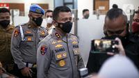 Kadiv Propam Polri nonaktif Irjen Pol Ferdy Sambo usai menjalani pemeriksaan di Bareskrim Polri, Jakarta Selatan, Kamis (4/8/2022). Irjen Pol Ferdy Sambo meninggalkan Bareskrim Mabes Polri usai menjalani pemeriksaan selama tujuh jam terkait kasus tewasnya Brigadir Nofriansyah Yoshua Hutabarat alias Brigadir J. (Liputan6.com/Faizal Fanani)