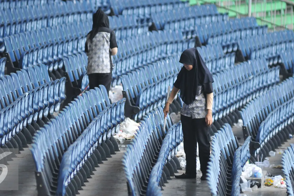 20151019-Pembersihan-Stadion-GBK-Jakarta