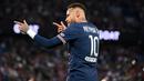 Paris Saint-Germain (PSG) semakin dekat dengan gelar juara Ligue-1 2021/2022 usai menang 2-1 atas pesaing terdekat, Marseille dalam laga lanjutan pekan ke-32, Senin (18/4/2022) dini hari WIB. (AFP/Franck Fife)