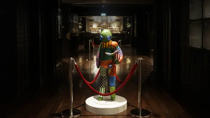 Kolaborasi Unik The St. Regis Jakarta dan Museum MACAN, Sajikan Karya Seni di Art Bar Takeover