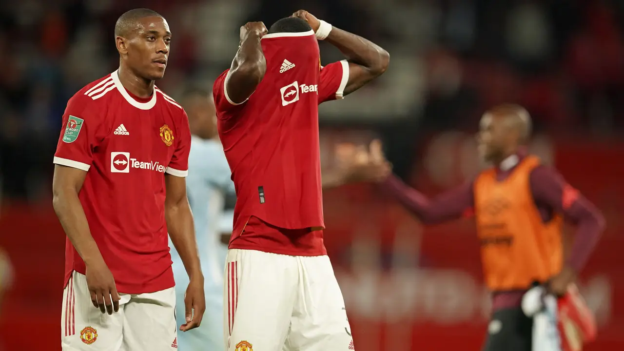 Foto: Dipermalukan West Ham, Manchester United Angkat Koper dari Carabao Cup