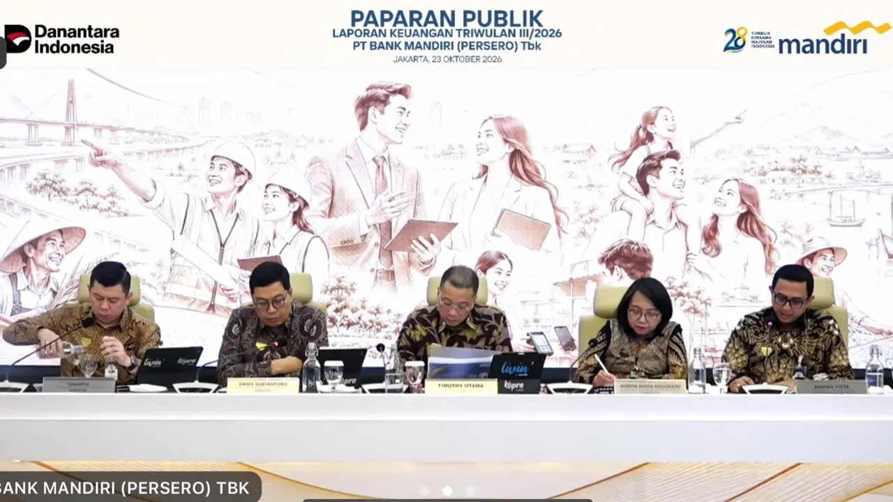 Direktur Finance & Strategy Bank Mandiri, Novita Widya Anggraini dalam Konferensi Pers Laporan Keuangan Kuartal III 2026. (Liputan6.com/Tira Santia)