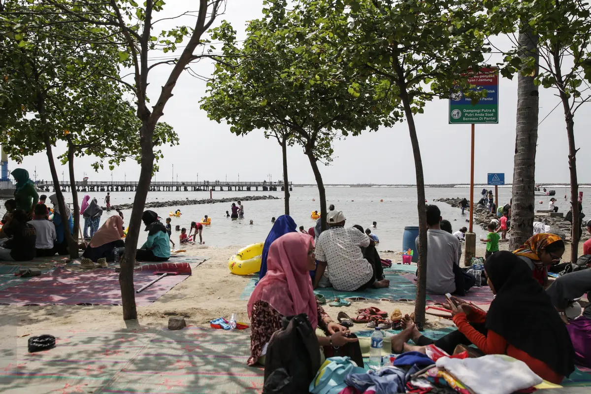 Libur Panjang, Pantai Ancol Jadi Tujuan Wisata