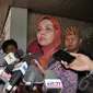 Nurhayati meminta kepada semua pihak untuk mendoakan kesembuhan Ketua Umum Gerindra Suhardi, Jakarta, Rabu (27/8/2014) (Liputan6.com/Miftahul Hayat)