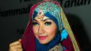 Pemain film dan model majalah pria dewasa, Roro Fitria berpose saat ditemui di kawasan Tanah Abang, Jakarta. Foto diambil pada 19 Juni 2015. (Liputan6.com/Faisal R Syam)