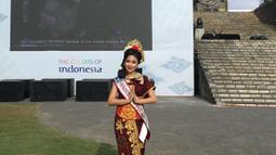 Selain punya paras menawan, ia juga dibekali kemampuan menjalin komunikasi yang baik. Maklum wanita cantik ini merupakan jebolan Puteri Pariwisata Indonesia 2017. (Dok Instagram @gasyakaren)