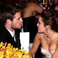 Liam Hemsworth dan Miley Cyrus sudah memiliki rencana untuk menikah sejak lama. Namun kabar terbaru beredar, Liam tidak akan menikahi Miley sebelum tunangannya itu menghapus tattoo di tubuhnya. (AFP/Bintang.com)