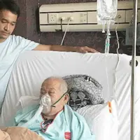 Ayahanda Ruben Onsu meninggal dunia pada Minggu, (29/01/17) di RS Pertamedika Sentul, Bogor pukul 21.10 WIB.