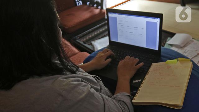 Potret Para Karyawan Saat Work From Home