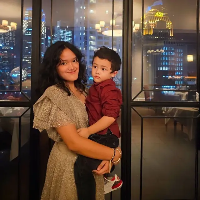 Ultah Ara, anak Ussy Sulistiawaty dan Andhika Pratama (Instagram/andhiiikapratama)