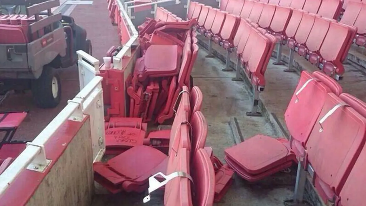 Arsenal Ganti 100 Kursi Stadion Pasca Rusuh Kontra Galatasaray