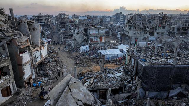 Suka Cita Warga Gaza Berbuka Puasa di Hari Pertama Ramadan
