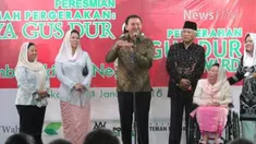  Putri kedua Abdurahman Wahid atau Gus Dur, Yenny Wahid, mengatakan, ia siap mengerahkan Banser NU mengawal Ahok agar menemui dan meminta maaf kepada KH Ma'ruf Amin di kediamannya.