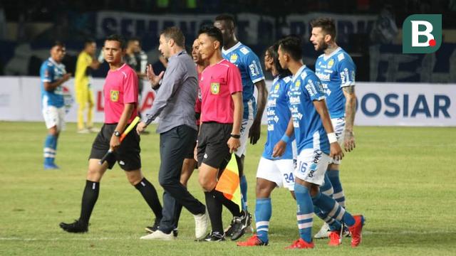 Persib vs Tira Persikabo