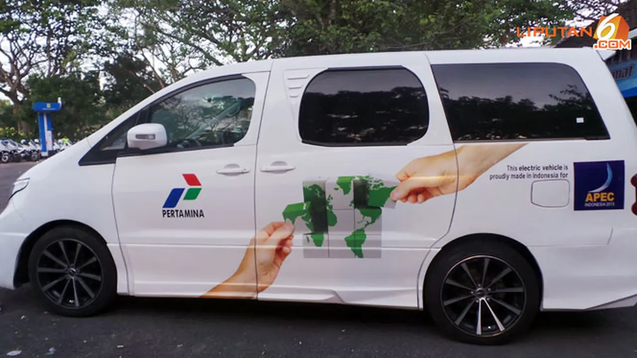mobil-listrik-apec-131003a.jpg