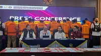 Imigrasi Tangerang menangkap 19 WN Afrika dan Pakistan yang bertameng akan berinvestasi di Indonesia. (Liputan6.com/Pramita Tristiawati).