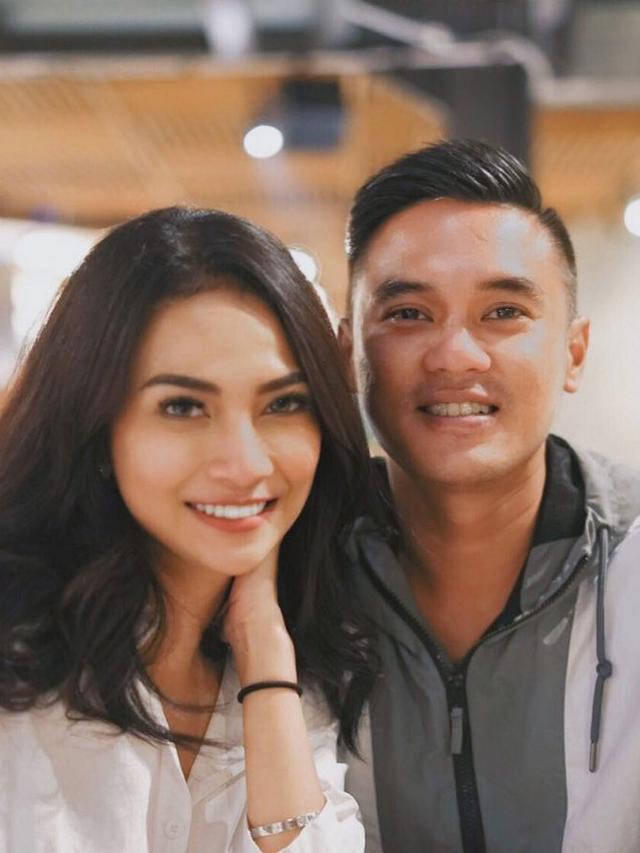 [Bintang] Vanessa Angel dan Bripka Lingga Ersan
