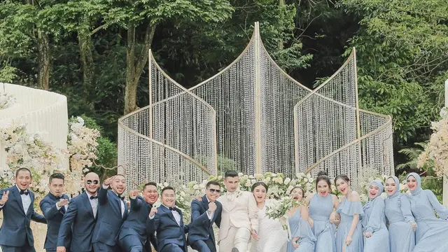 Potret Groomsmen Dampingi 6 Artis Menikah Ini Tak Kalah Gagah, Curi Perhatian