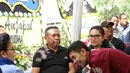 Melayat ke Istri Indro -