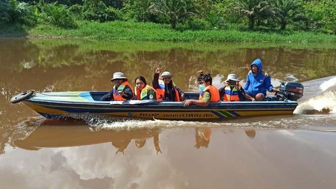 Peneliti Muda Berbagi Cerita Nasib Lahan Gambut di Kalbar - Vimarsana News