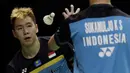 Ganda putra Indonesia, Marcus Gideon, mengamati kok saat melawan ganda Jerman pada Indonesia Masters 2019 di Istora Senayan, Jakarta, Rabu (23/1). Kevin / Marcus lolos ke 16 besar. (Bola.com/M. Iqbal Ichsan)