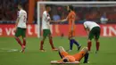 Faktor kegagalan lainnya ketika Belanda secara mengejutkan kalah dari Bulgaria. Kekalahan 0-2 tersebut membuat langkah pasukan dari Dick Advocaat semakin berat karena Prancis dan Swedia tampil baik. (AFP/John Thys)