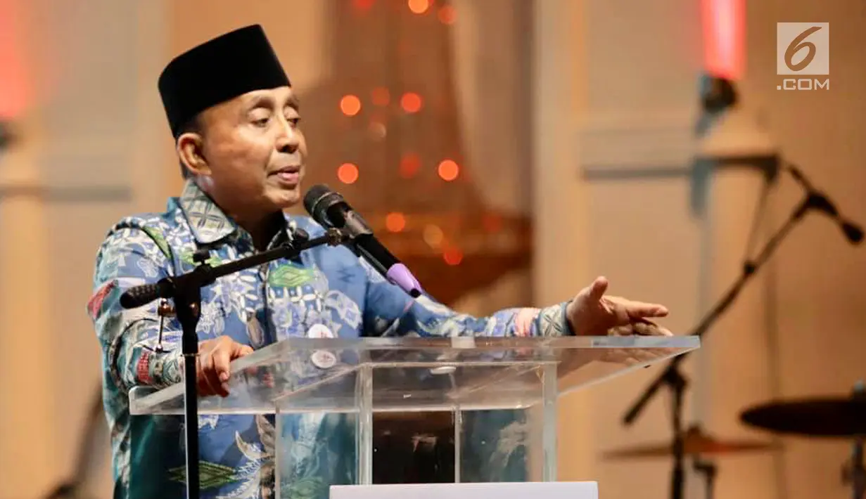 Pengusaha yang juga tokoh senior HIPMI Abdul Latief memberikan sambutan pada perayaan HUT HIMPI Jaya ke - 45 di Jakarta, Selasa (30/4/2019). Perayaan yang dihadiri pengusaha dan tokoh senior HIPMI mengusung tema Rumah Kita Jaya. (Liputan6.com/HO/Dodi)