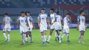 Pemain PSIS Semarang tampak lesu setelah kalah dua gol tanpa balas dari Persija Jakarta pada laga pekan ke-25 BRI Liga 1 2024/2025 di Indomilk Arena, Rabu (05/03/2025) malam WIB. (Bola.com/M Iqbal Ichsan)