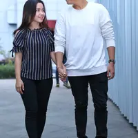 Ilham Smash dan Istri