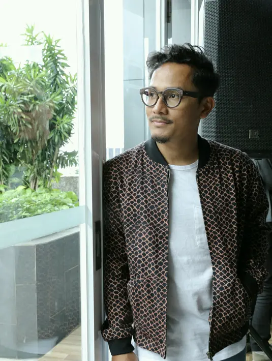 "Tantangan gak begitu banyak. Lebih seru dan enjoy, dan cerita enak sutradara asik. Pemain udah pernah main juga," kata Tanta Ginting di kawasan Kebon Sirih, Jakarta Pusat, Selasa (28/2). (Galih W. Satria/Bintang.com)