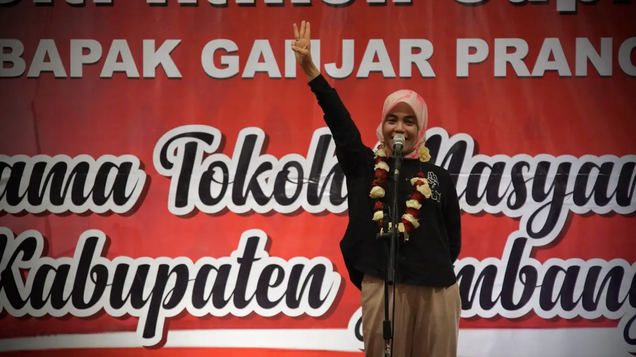 Istri calon presiden nomor urut 3 Ganjar Pranowo, Siti Atikoh Suprianti