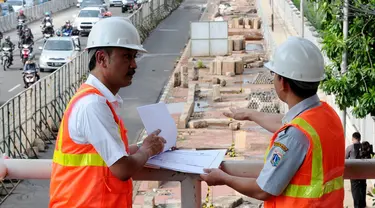 Babak baru pembangunan Mass Rapid Transit Jakarta akan segera dimulai Juni 2014 mendatang, (28/5/2014). (Liputan6.com/Andrian M Tunay)